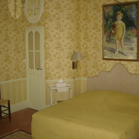 Chateau De Cristin Du Xviii, Authentique Et Familial - Rossiconciergerie Willa *