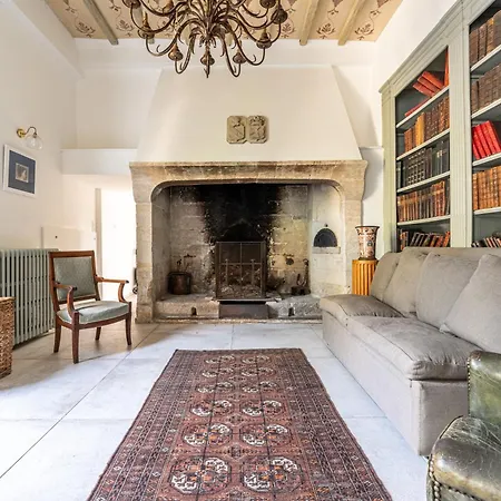 Chateau De Cristin Du Xviii, Authentique Et Familial - Rossiconciergerie