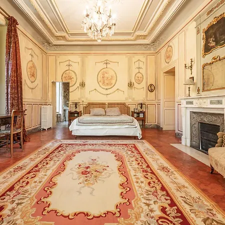 Chateau De Cristin Du Xviii, Authentique Et Familial - Rossiconciergerie Willa Junas