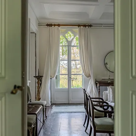 Villa Chateau De Cristin Du Xviii, Authentique Et Familial - Rossiconciergerie
